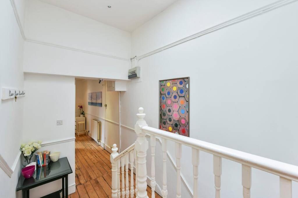 Groves 4 Bedroom, Shepherds Bush London Bagian luar foto